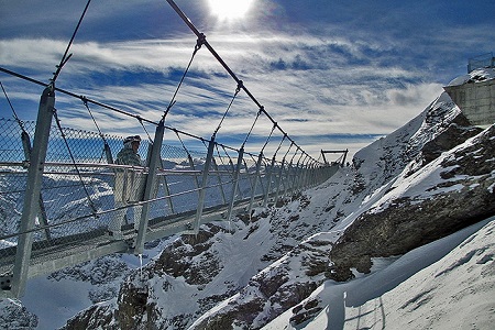 Mt. Titlis Cliff Walk